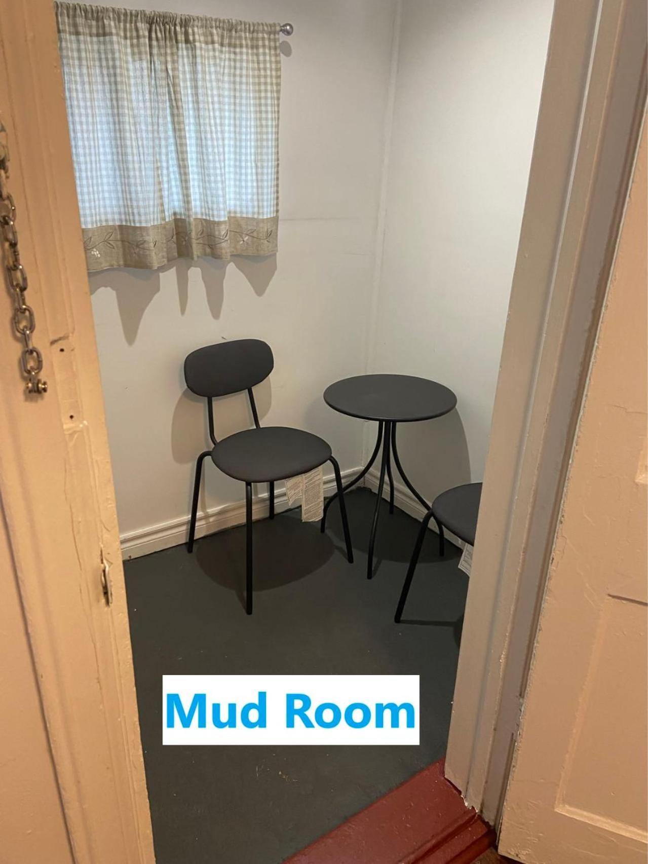 Budget Quad Room With En Suite Bathroom 36B 多伦多 外观 照片