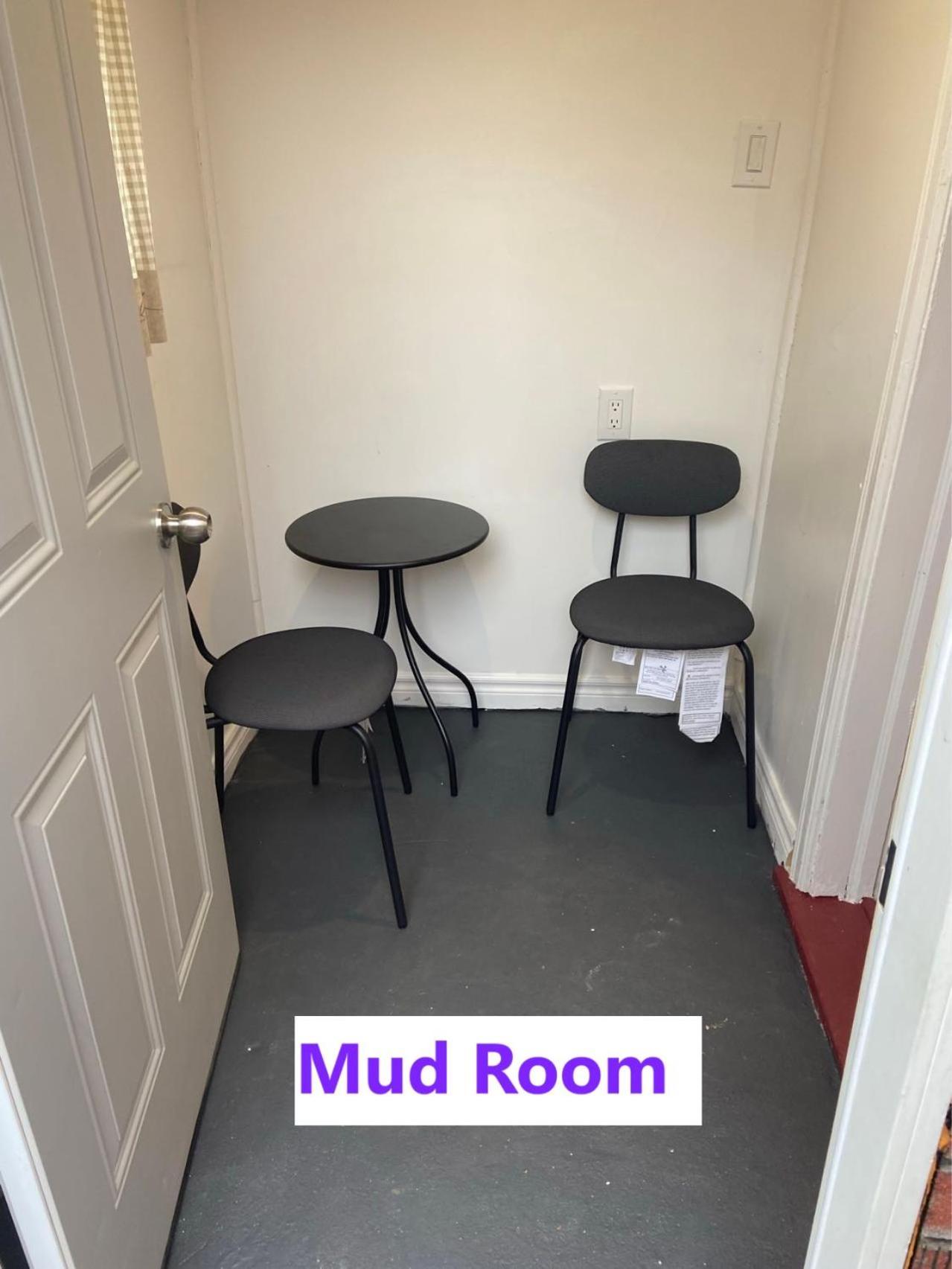 Budget Quad Room With En Suite Bathroom 36B 多伦多 外观 照片